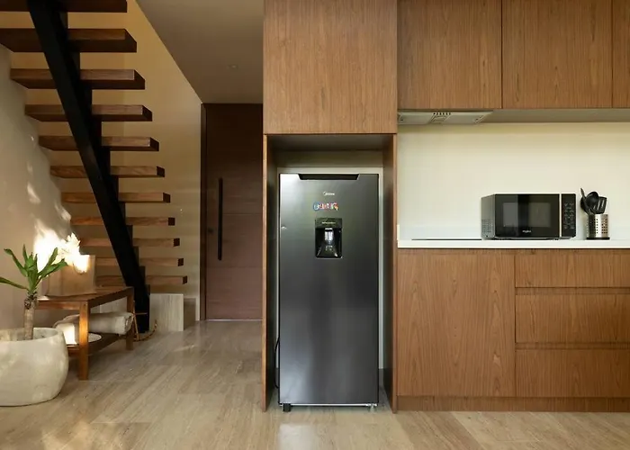Mistiq Jungle Loft ~ Pool & Gym
