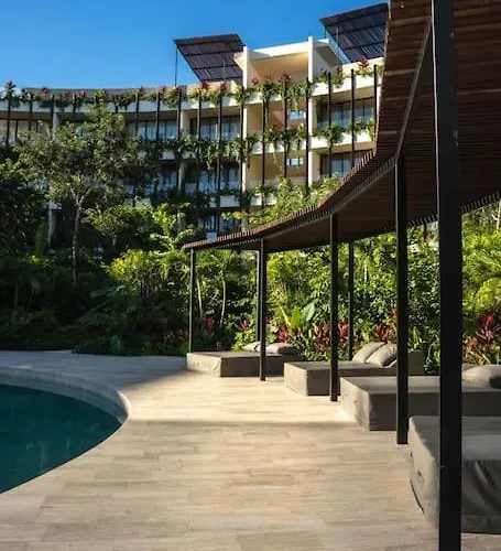 Mistiq Jungle Loft ~ Pool & Gym