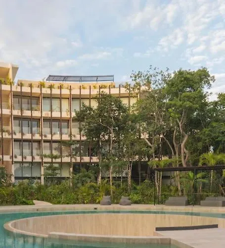 Apartment Mistiq Jungle Loft ~ Pool & Gym