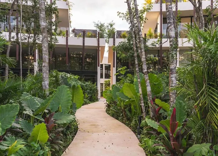 Apartment Mistiq Jungle Loft ~ Pool & Gym